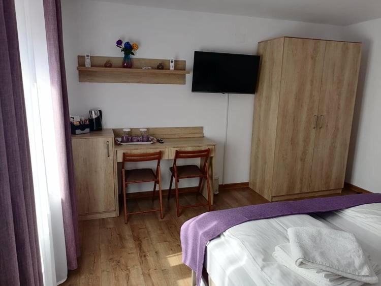 Happy House Appartement Hunedoara Buitenkant foto